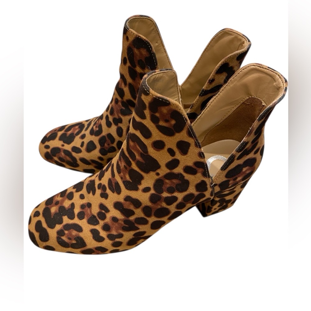 ❤️ Journee collection womens Leopard Print Ankle Boots size 7